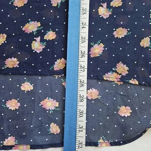Torrid sz 0 Navy Blue Floral White Polka Dot Tank Semi Sheer Chiffon Blouse - Picture 5 of 5